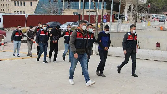 Elazığ'da hırsızlık yapıp Diyarbakır'da yakalanan 2 şüpheli tutuklandı