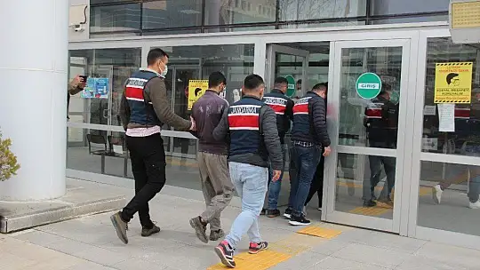 Elazığ'da hırsızlık yapıp Diyarbakır'da yakalanan 2 şüpheli tutuklandı