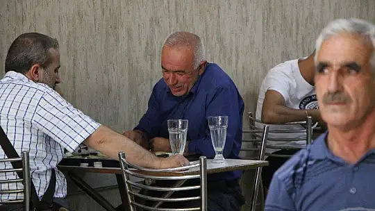 Elazığ'da iki doz aşı olmayan vatandaş, kahvehane ve kıraathaneye alınmayacak