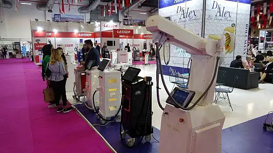 Elazığ'da ilk defa düzenlenen güzellik fuarı büyük ilgi gördü