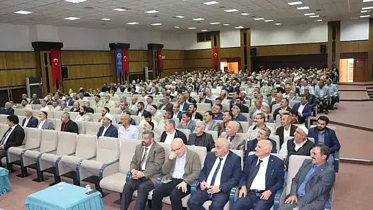 Elazığ'da imam hatip ve müezzin kayyımlarla mutat toplantısı yapıldı