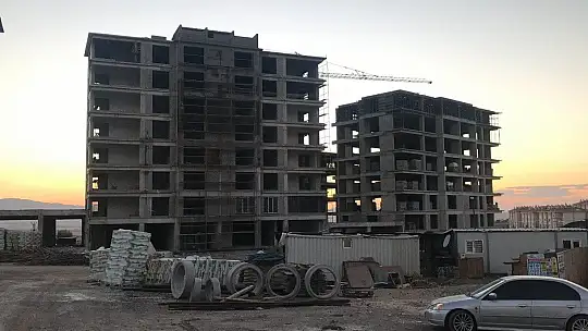 Elazığ'da inşaatın 7. katından düşen işçi hayatını kaybetti