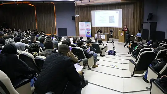 Elazığ'da jandarma ekipleri vatandaşları bilgilendirdi