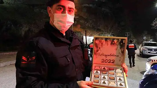 Elazığ'da jandarmadan tarihi Harput'ta -10 derecede yeni yıl denetimi