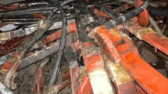 Elazığ'da kablo hırsızları jandarmanın dikkati sayesinde yakalandı