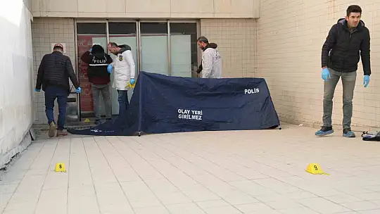 Uzman çavuş olan eşinin silahından çıkan kurşunla can verdi
