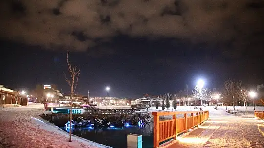 Elazığ'da kar kartpostallık görüntüler oluşturdu
