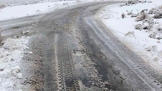 Elazığ'da karla mücadele başladı