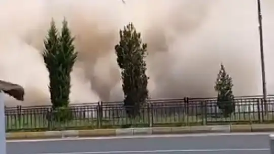 Elazığ'da kontrolsüz yıkım tehlikeye davetiye çıkardı