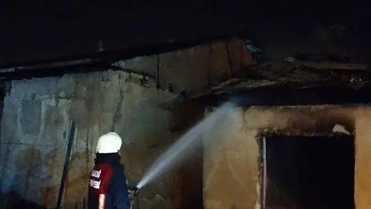 Elazığ'da korkutan yangın