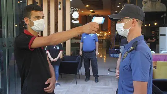 Elazığ'da Kovid-19'a karşı denetimler yoğunlaştırıldı