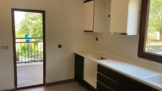Elazığ'da köy konutlarının teslimi sürüyor