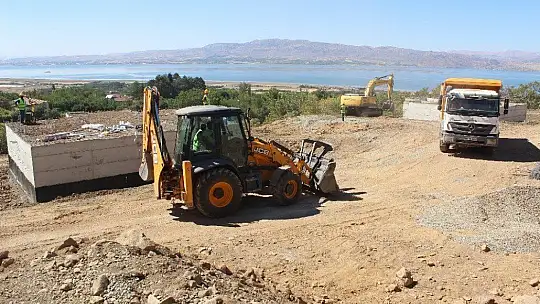 Elazığ'da köylerde deprem konutları yükseliyor
