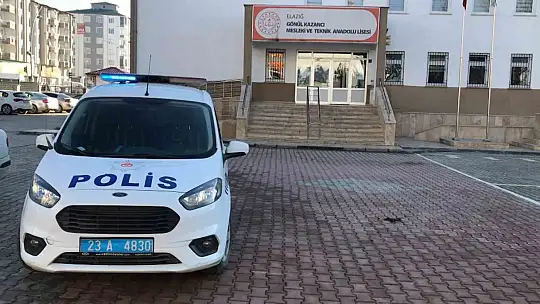 Elazığ'da lisede çıkan kavgada 1 öğrenci bıçaklandı