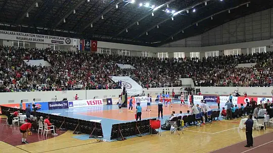 Elazığ'da milli maç coşkusu