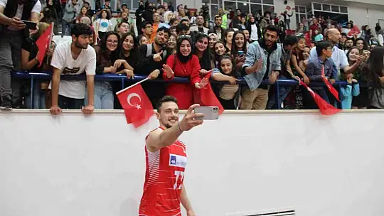 Elazığ'da milli maç coşkusu