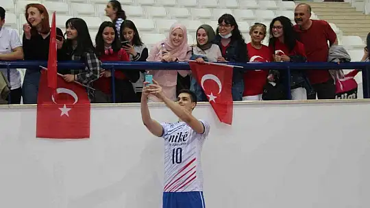 Elazığ'da milli maç coşkusu