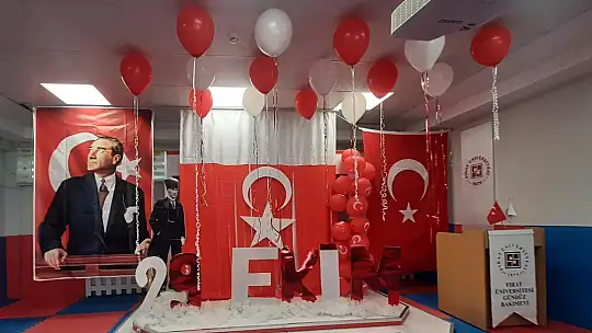 Elazığ'da miniklerin 29 Ekim coşkusu