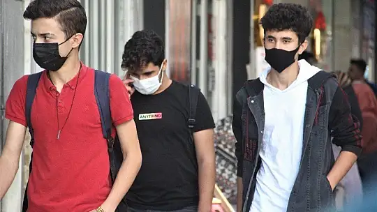 Elazığ'da o caddelerde sigara içme yasağı başladı, vatandaşlar destek verdi