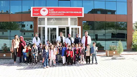 Elazığ'da öğrenciler balık müzesini gezdi