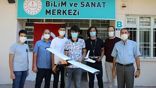 Elazığ'da öğrenciler ürettikleri drone ile birinciliği hedefliyor