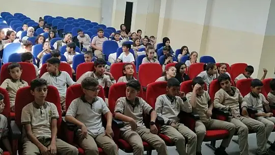 Elazığ'da öğrencilere tabiat eğitimi verildi
