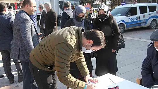 Elazığ'da öğretmenevi yapılması için imza kampanyası başlatıldı