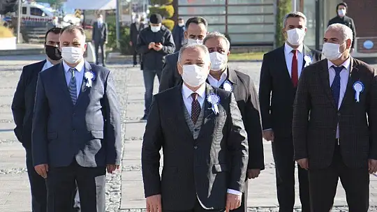 Elazığ'da Öğretmenler Günü Töreni