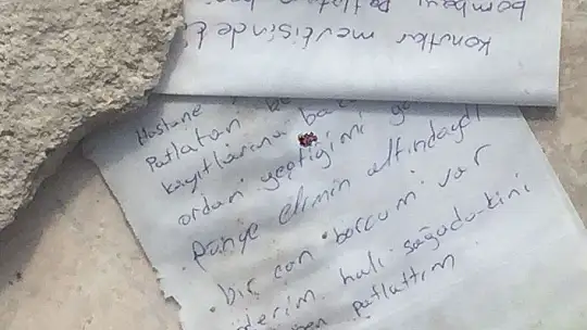 Elazığ'da ölümle biten araç yangınında 'Bombayı ben patlattım' notları dikkat çekti