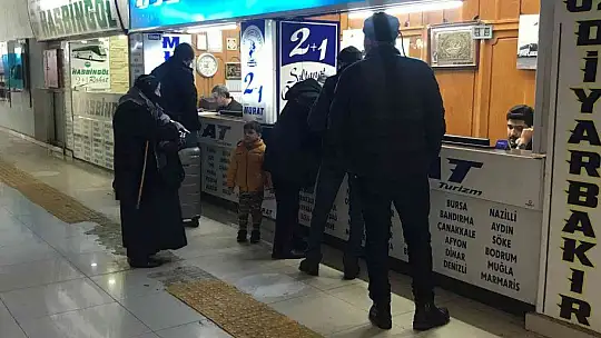 Vatandaşlar otogara akın etti