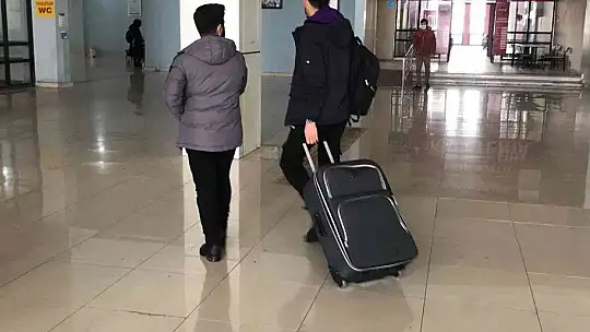 Vatandaşlar otogara akın etti