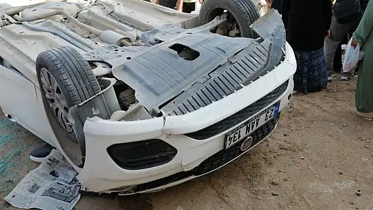 Elazığ'da otomobil istinat duvarından uçtu