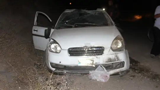 Elazığ'da otomobil takla attı: 4 yaralı