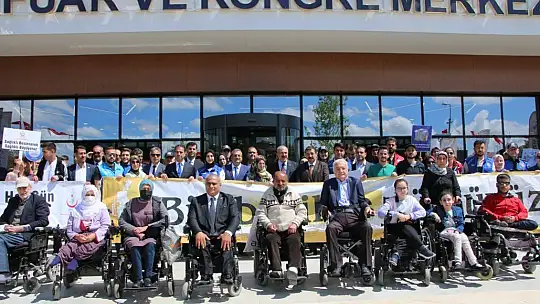 Elazığ'da özel bireyler doyasıya eğlendi