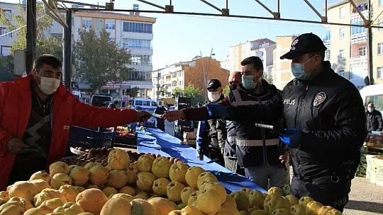 Elazığ'da pazarcılara HES kodu denetimi
