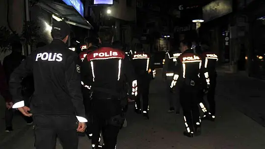 Elazığ'da polis suçlulara göz açtırmıyor
