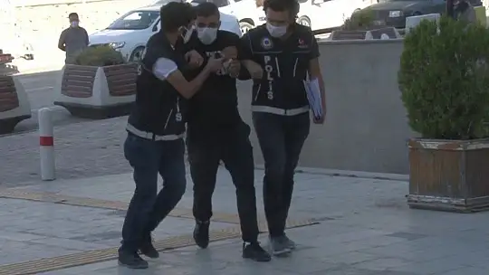 Elazığ'da polisin şüphelendiği şahıstan, kokain ele geçirildi