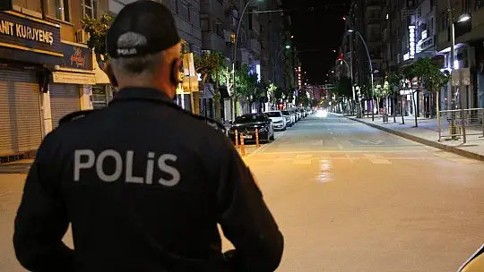 Elazığ'da şampiyonluk kutlamaları balkonlardan yapıldı