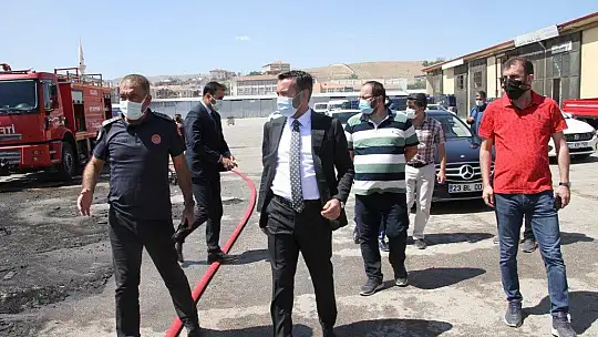 Elazığ'da sebze halinde çıkan yangın tamamen söndürüldü