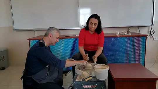 Elazığ'da seramik atölyesi eğitimleri düzenlendi