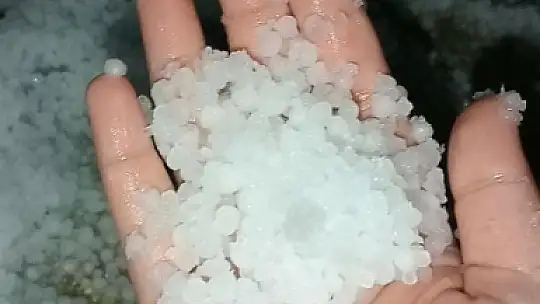 Elazığ'da şiddetli dolu yağışı