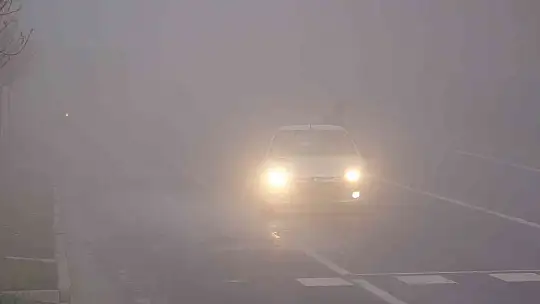 Elazığ'da sis etkili oldu