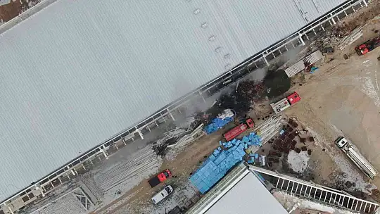 Stadyumdaki yangın söndürüldü