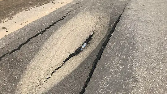 Elazığ'da su borusunun patladı
