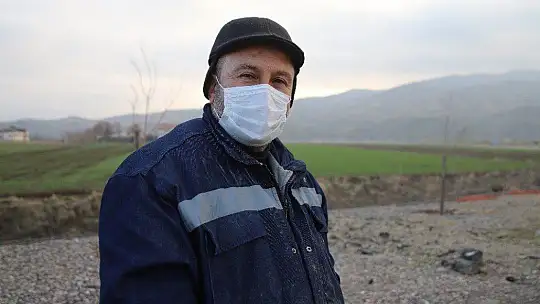 Elazığ'da sular çekildi, barajı besleyen koca nehir dereye döndü