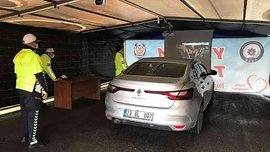 Elazığ'da sürücülere 'Bir Hareketine Bakar Hayat' eğitimi verildi