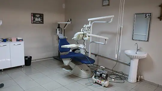 Elazığ'da tam donanımlı diş kliniği, mekan kaçak, hekim sahte, hasta gerçek