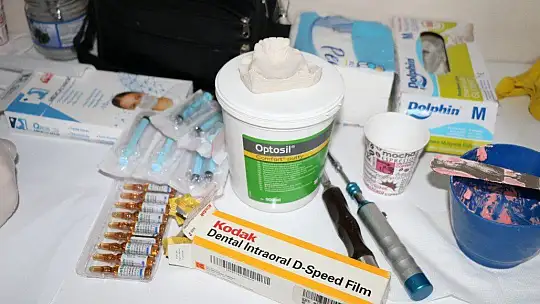 Elazığ'da tam donanımlı diş kliniği, mekan kaçak, hekim sahte, hasta gerçek