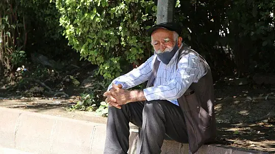 Elazığ'da termometreler 40 dereceyi gösterdi..