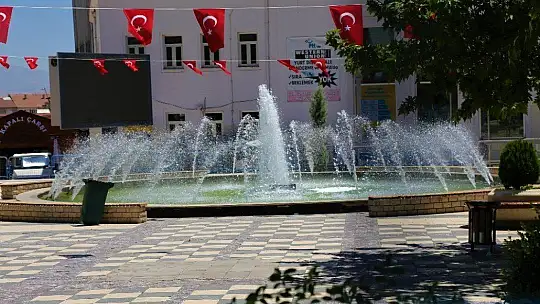 Elazığ'da termometreler 47 dereceyi gösterdi